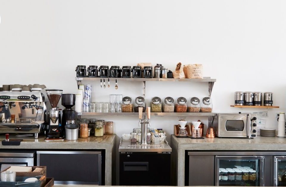 cara-memulai-usaha-coffee-shop-dengan-budget-terbatas